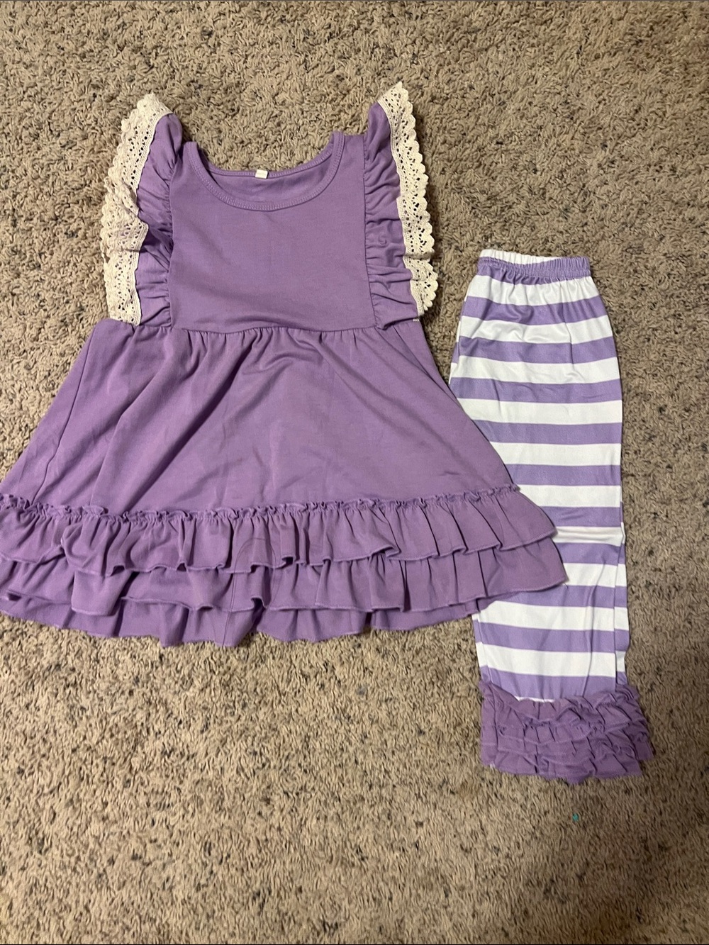 Girls' Lavender Ruffle Pajama Set with Lace-Trim Sleeves